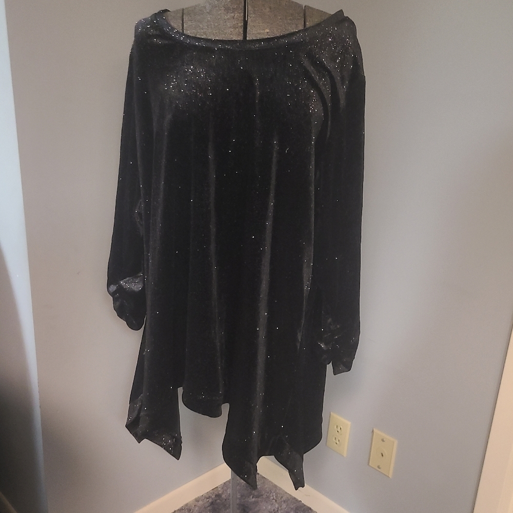 Sparkly black velvet tunic top